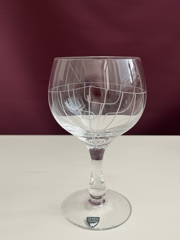 Orrefors - America & Sverige - Vin glas design Vicke Lindstrand