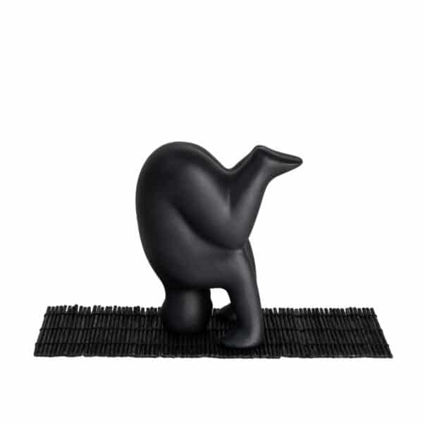 Design House Stockholm - Yoga Figurin Svart Nr 4 av 8 Design Lisa Larson